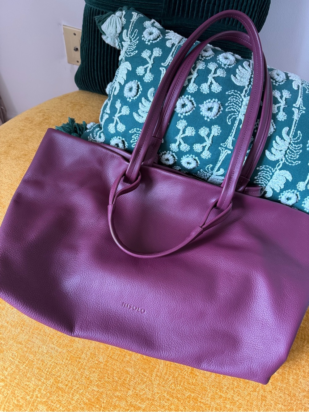 Nisolo Camila Everyday Tote Plum